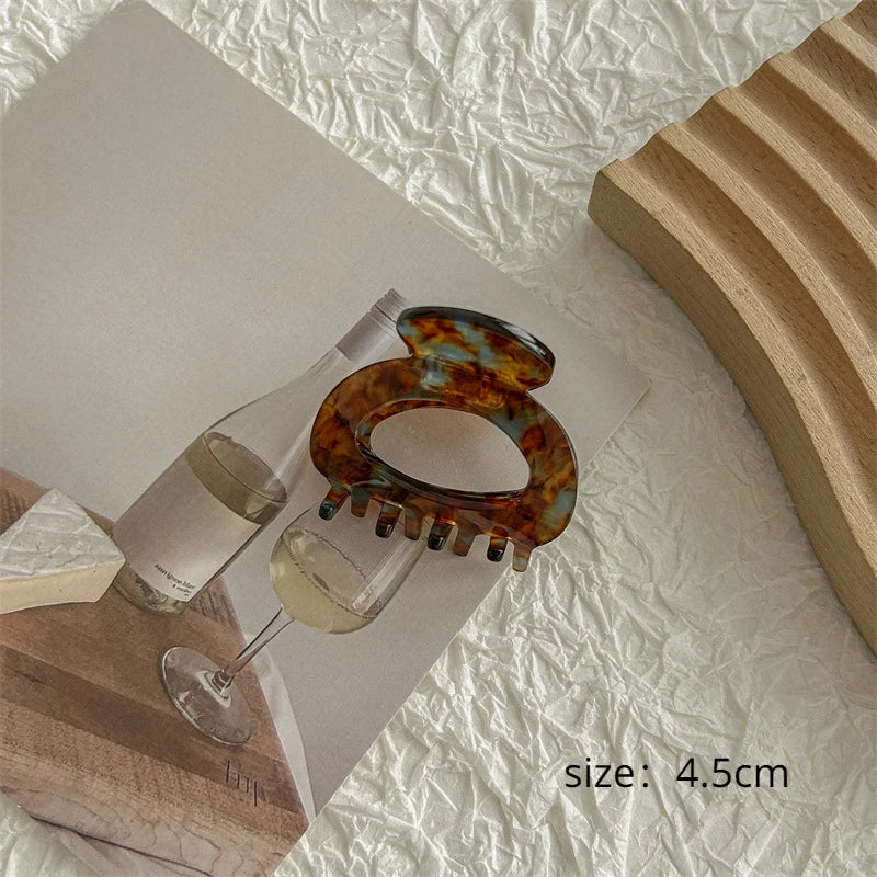 Hårklämma – Liten 3,5 cm Acetatklämma – Elegant & Färgglad Med Utskuret Mönster – Håraccessoar för Flickor
