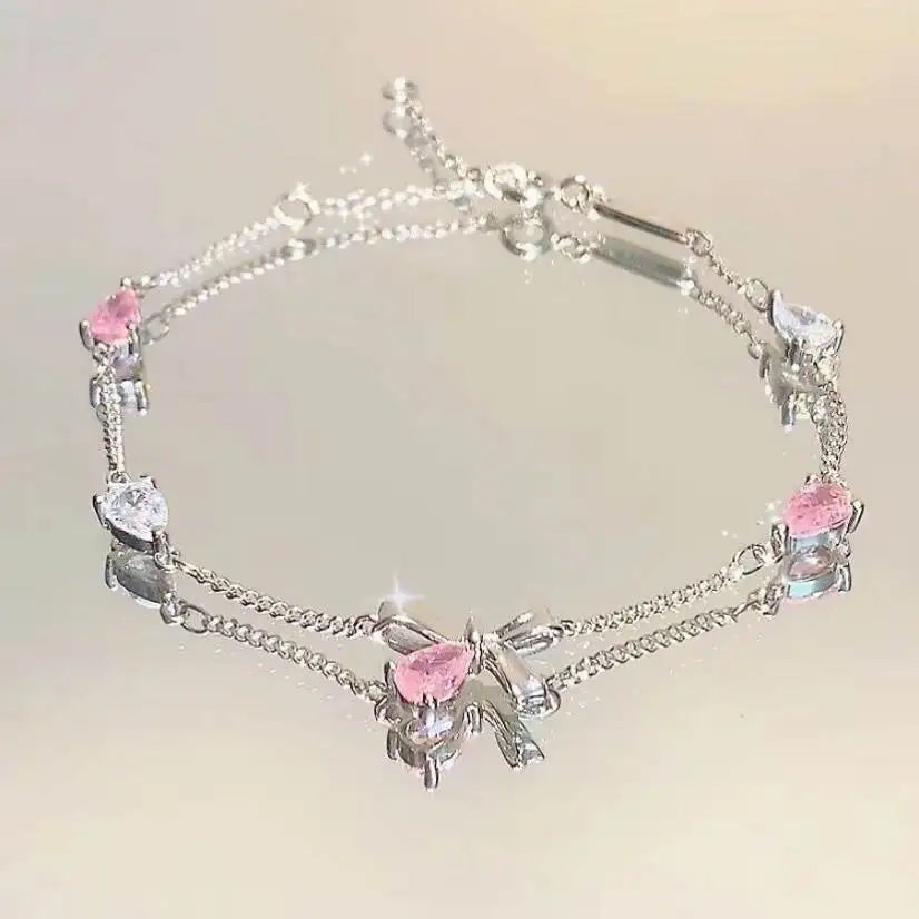 Elegant Kristallarmband med Blommor för Kvinnor – Y2K Stil med Måne, Körsbärsblom & Rosett – Lyxigt Designerarmband i Zirkon